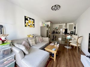 Photo 9- click for photo gallery